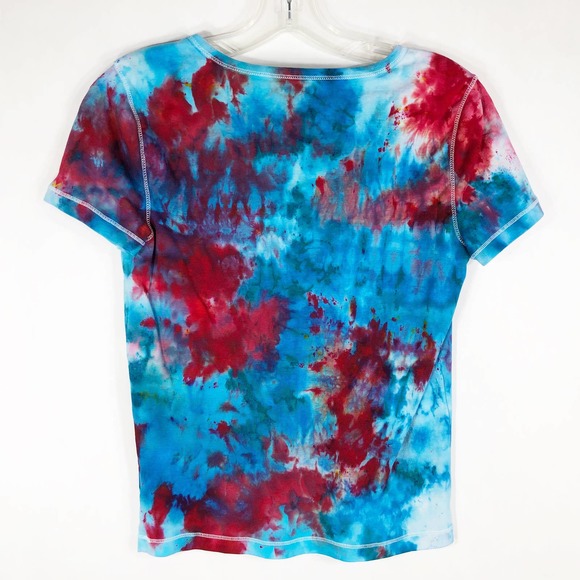 Chaps Small Top Flying Fireworks Blue Red Short Sleeve Tee Handmade Tie Dye 1038 - Picture 2 of 9